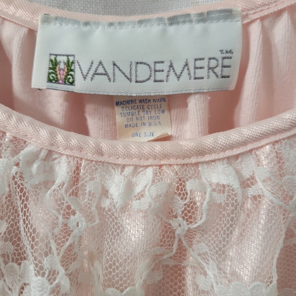 Vintage vandemere Women's  Pink Lace Nightgown One Size - Picture 13 of 16